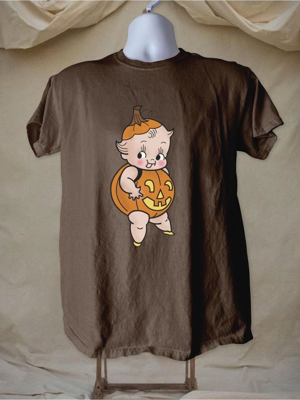 Kewpie Pumpkin Halloween Graphic T-shirt